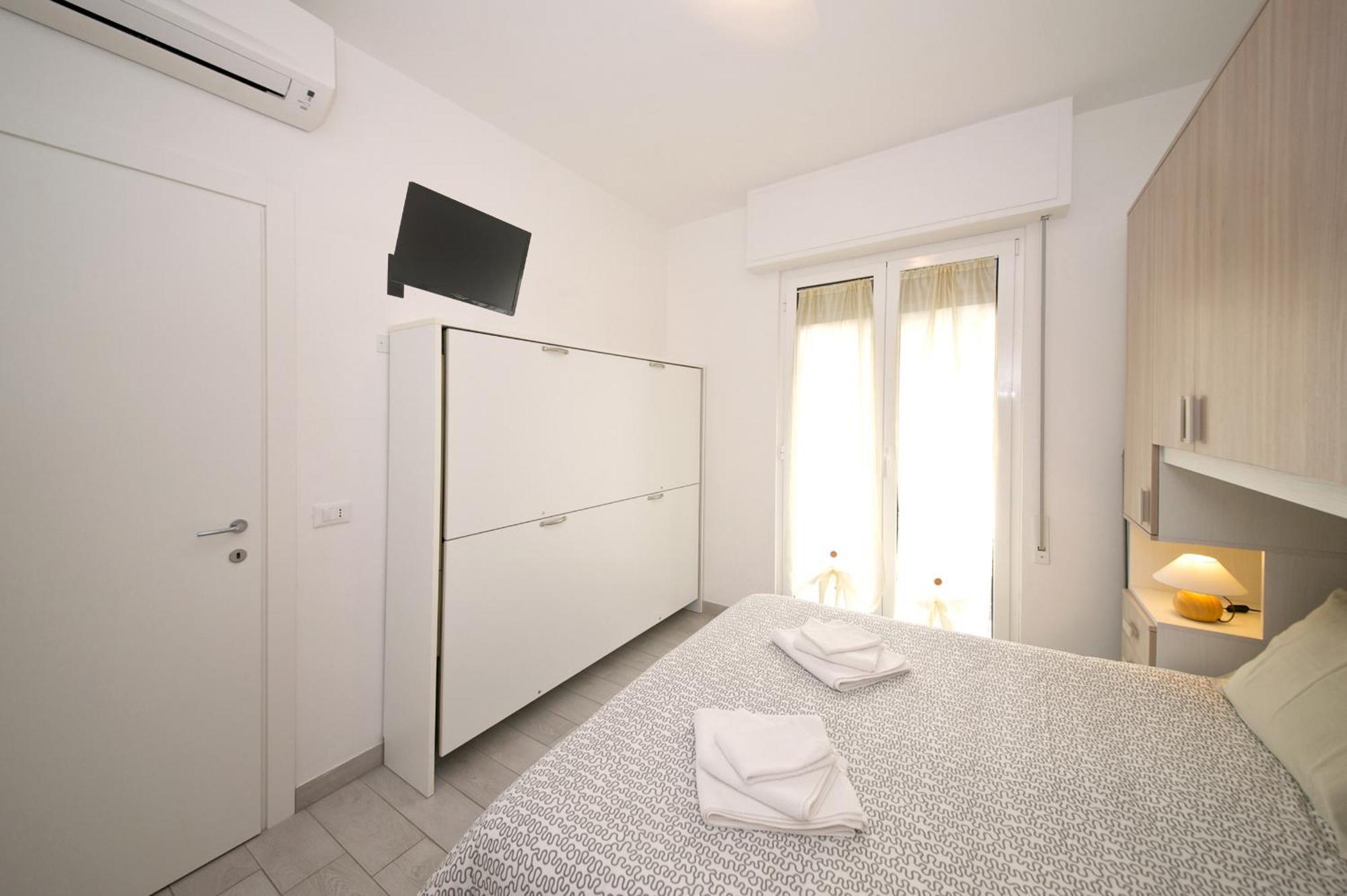 Fornaci 9 Rivieraholiday Pietra Ligure Exterior photo