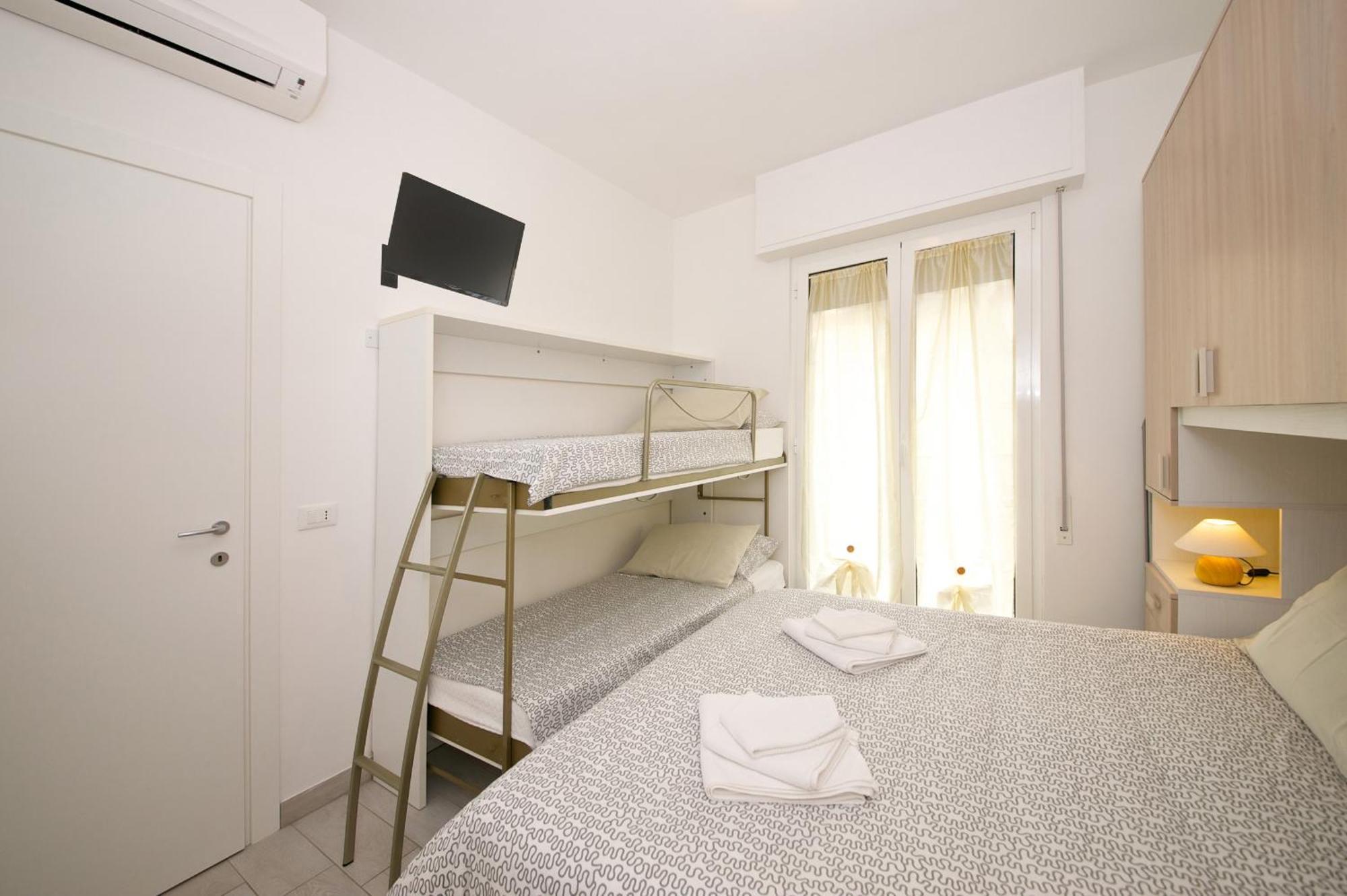 Fornaci 9 Rivieraholiday Pietra Ligure Exterior photo